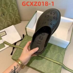 כפכפים של גוצ׳י