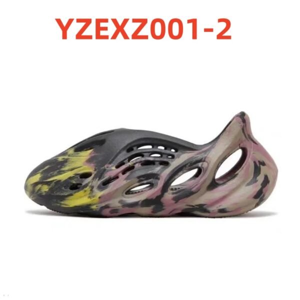 ⁦נעליים של אייזי⁩ – תמונה ⁦2⁩