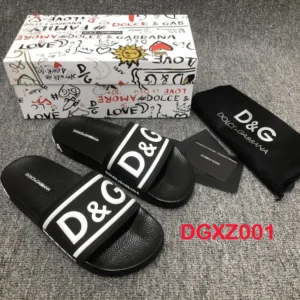 כפכפים של דולצ׳ה וגבאנה