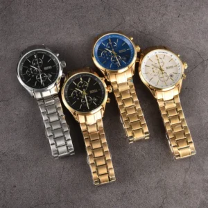 שעון של בוס