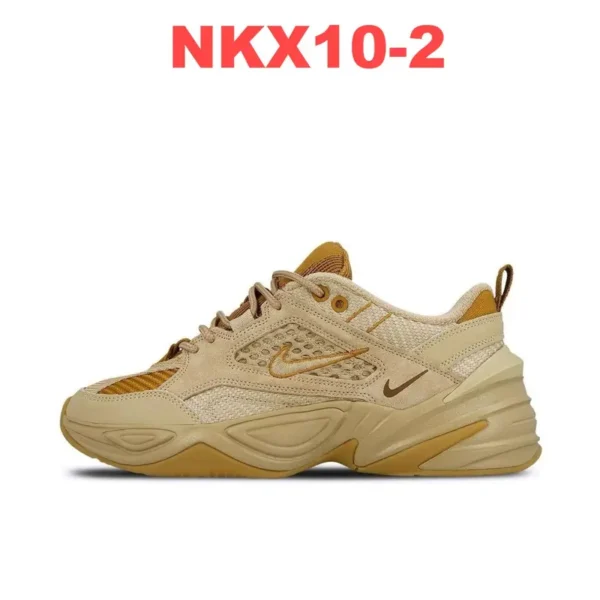 ⁦נעליים של נייק טקנו M2K⁩ – תמונה ⁦2⁩