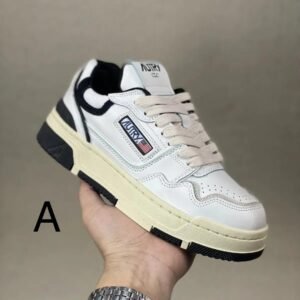 נעליים של אוטרי