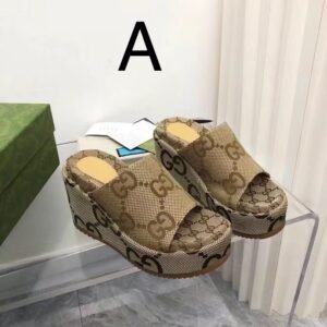 כפכפים גבוהות של גוצ׳י