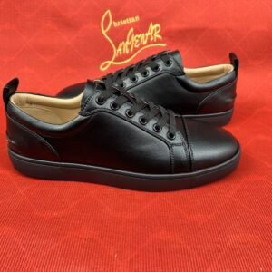 נעליים של כריסטיאן לובטין