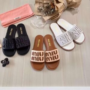 כפכפים של מיו מיו