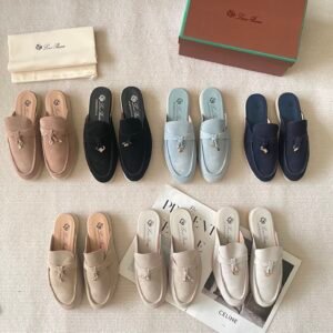 כפכפים של לורו פיאנה