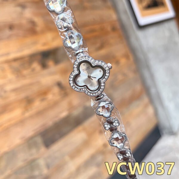 ⁦שעון של ואן קליף⁩ – תמונה ⁦2⁩