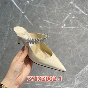 נעלי עקב של ג׳ימי צ׳ו