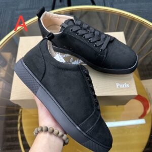 נעליים של כריסטיאן לובוטין