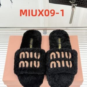 כפכפים פרווה של מיו מיו