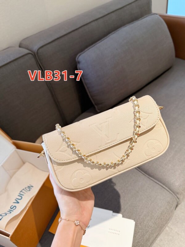 ⁦תיק של לואי ויטון מעור⁩ – תמונה ⁦8⁩