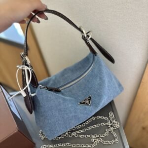 תיק של פראדה