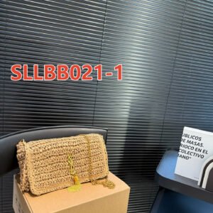 תיק של איב סאן לורן