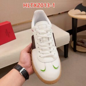 נעליים של ולנטינו