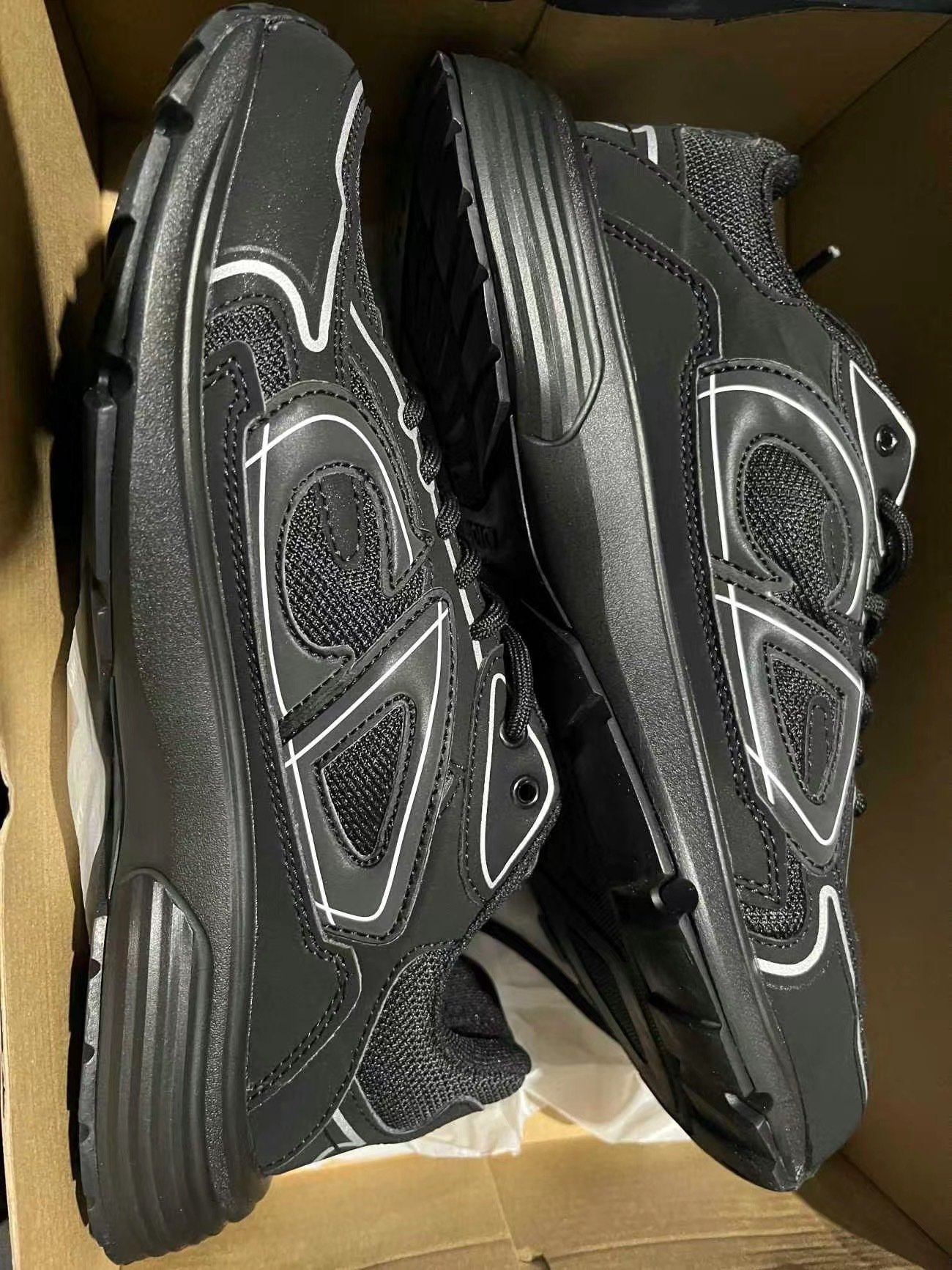 נעליים של דיור – תמונה 28