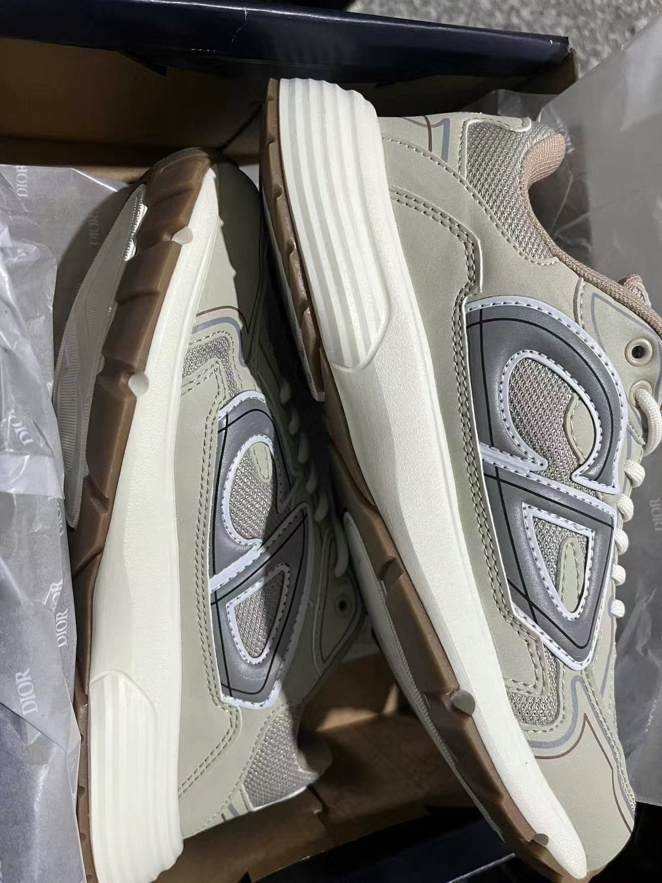 נעליים של דיור – תמונה 32