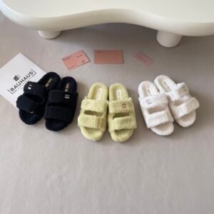 כפכפים של מיו מיו