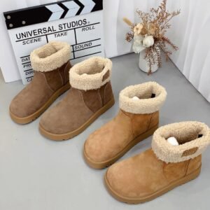 מגפיים של מיו מיו