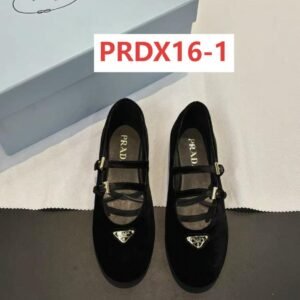 נעליים של פראדה