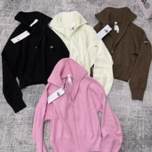 סוודר של אלו יוגה