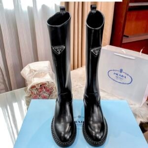 מגפיים של פראדה