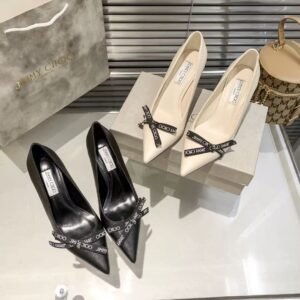 נעלי עקב של ג׳ימי צ׳ו