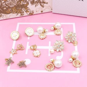 עגילים של דיור