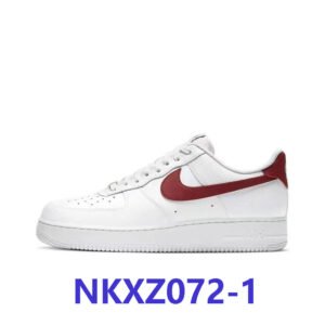 נעליים של נייק איר פורס