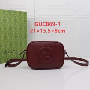 תיק של גוצ׳י מעור