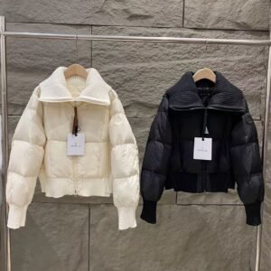 מעיל של מונקלר