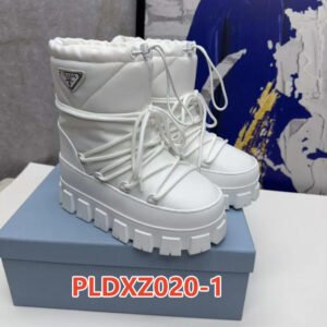 מגפיים של פראדה