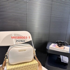 תיק של מייקל קורס