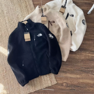 מעיל של דה נורט פייס