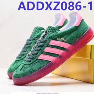 נעליים של אדידס גזל