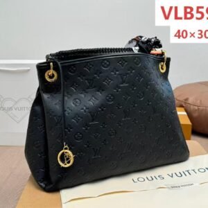 תיק של לואי ויטון מעור