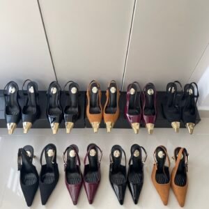 נעלי עקב של איב סאן לורן