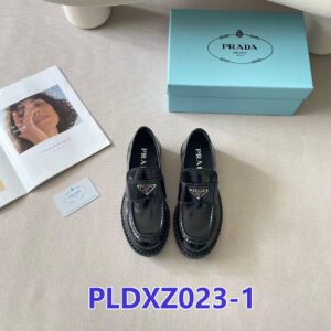 נעליים של פראדה