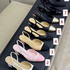 נעליים / עקבים של שנאל