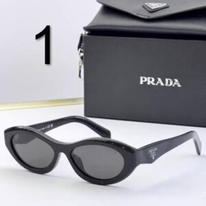 משקפי שמש של פראדה